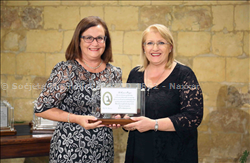 Proset u Awguri lill-membru attiva fis-Soċjeta - Is-Sinjura Angela Azzopardi.