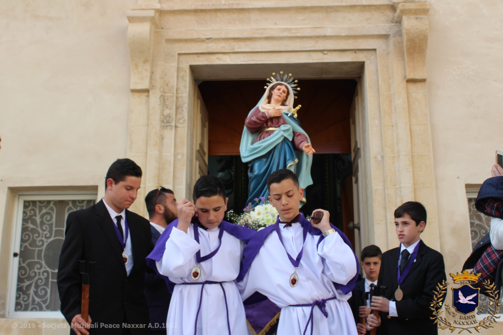 Ħruġ tal-Purċissjoni - ©Picturing Memories