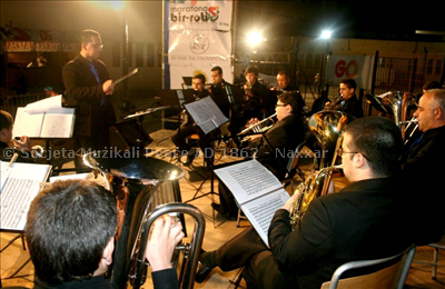 Il-Peace Brass Ensemble waqt din is-serata ferm sabiha. Ħajr lill Mr. Aron Tanti tar-ritratti