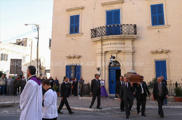 Il-Funeral tan-Nutar Joseph Spiteri; Tingħata l-aħħar tislima minngħand is-Soċjeta Mużikali Peace 