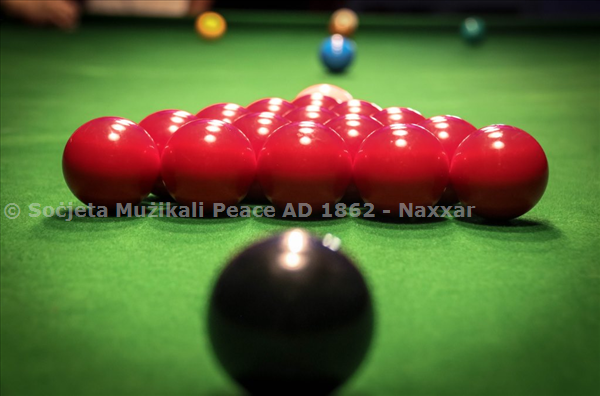 Waqt il-logħba finali tal-Snooker Tournament.